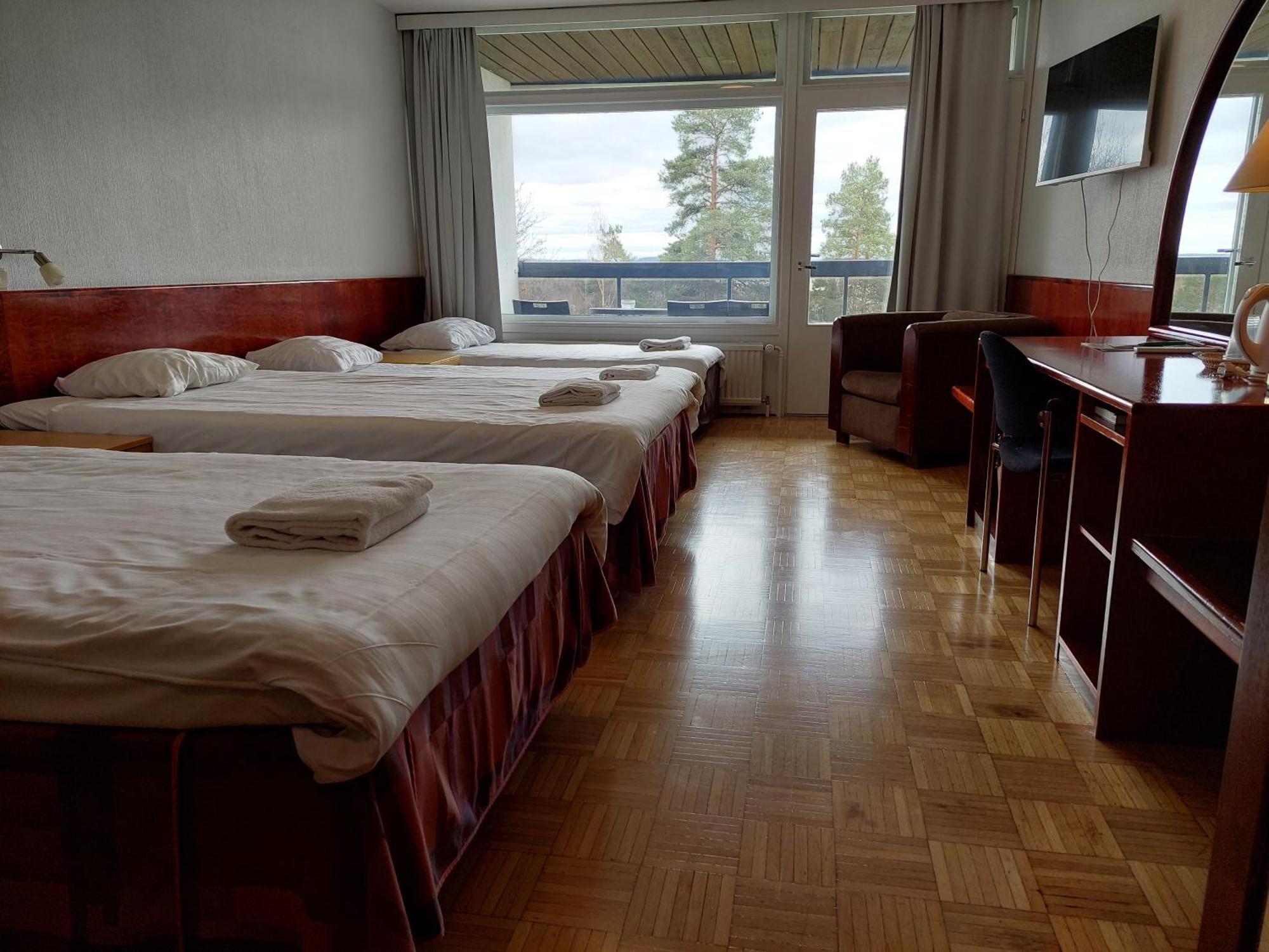 Hotel & Hostel Tallukka Asikkala  エクステリア 写真