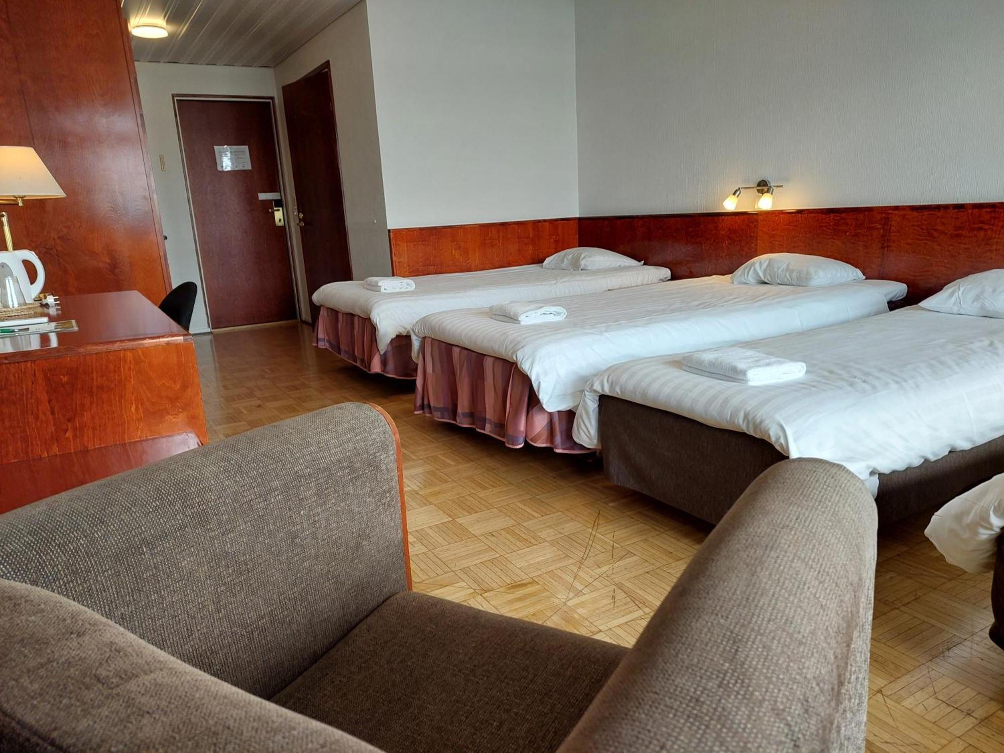 Hotel & Hostel Tallukka Asikkala  エクステリア 写真